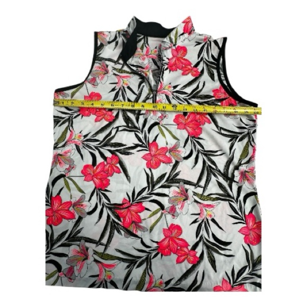 Tail Sleeveless Floral Design - Picture 3 of 5